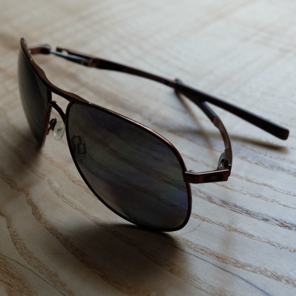 Oakley Aviator Sunglasses - Picture 8 of 11